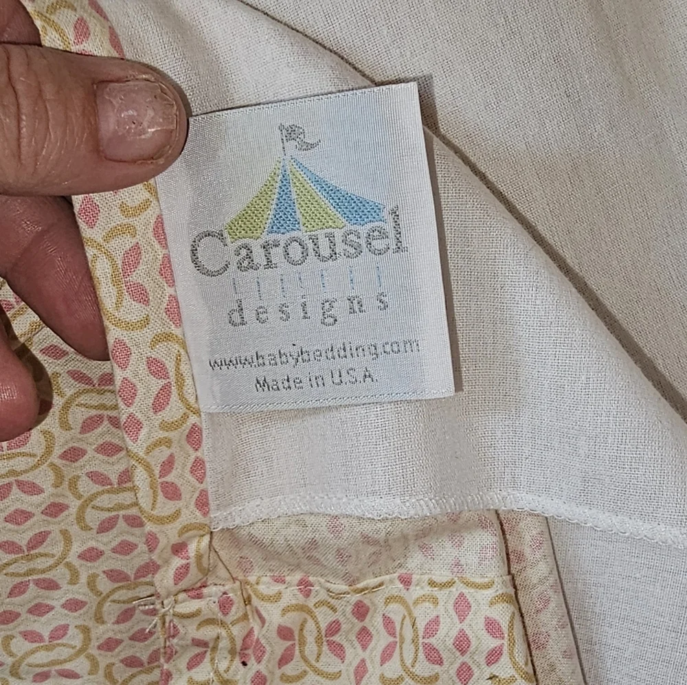 Like New Carousel Designs blush pink and green Tie-top Lined Drapes 4 Piece